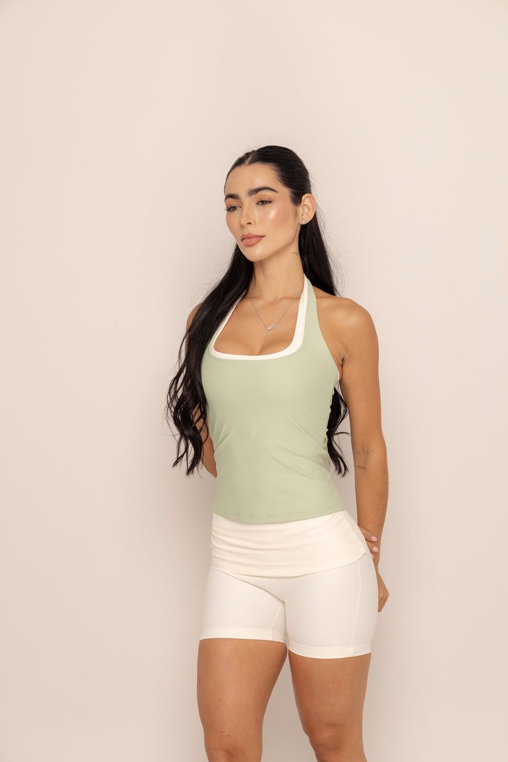 Básica halter Lou