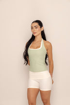 Básica halter Lou