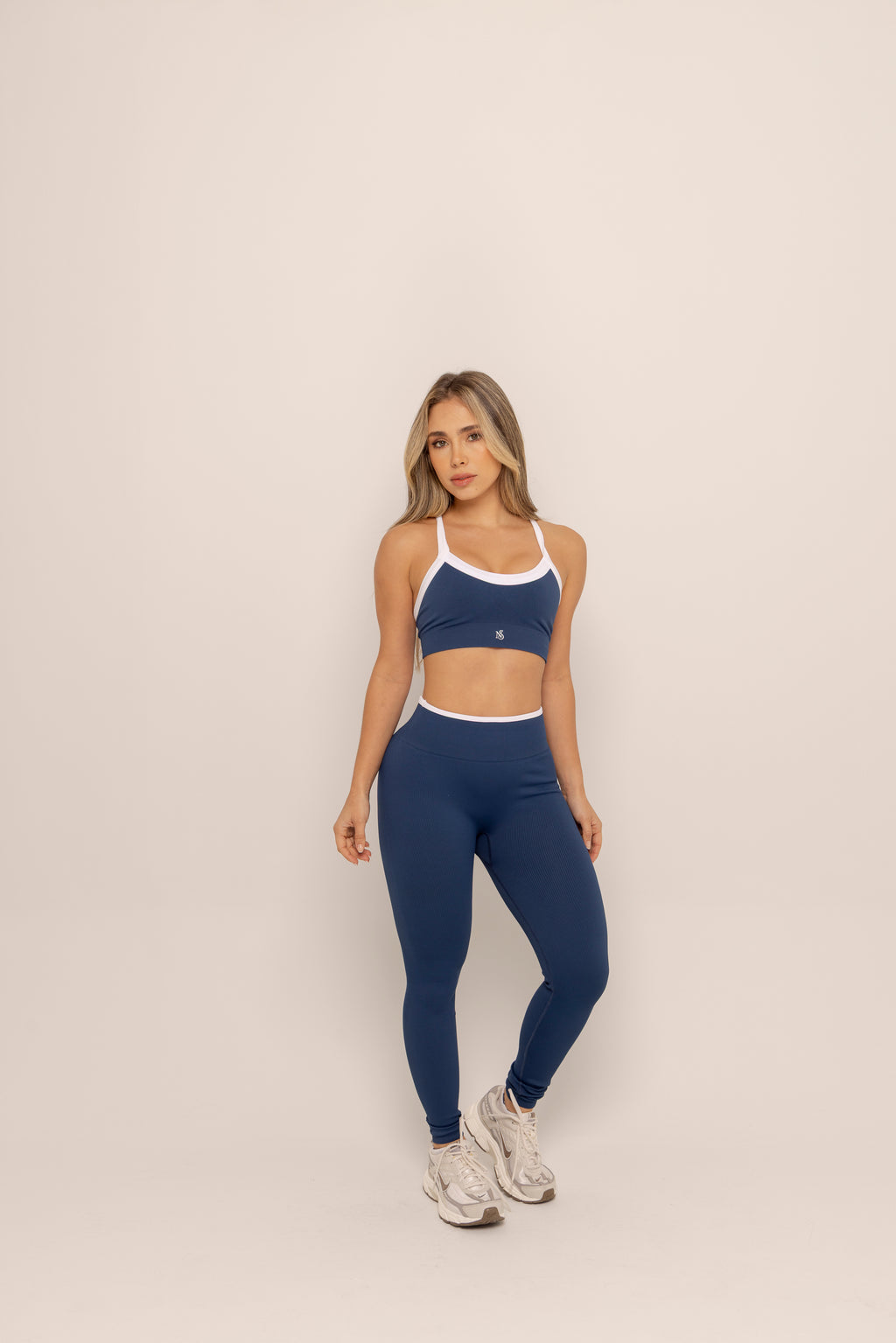 Set Daphne