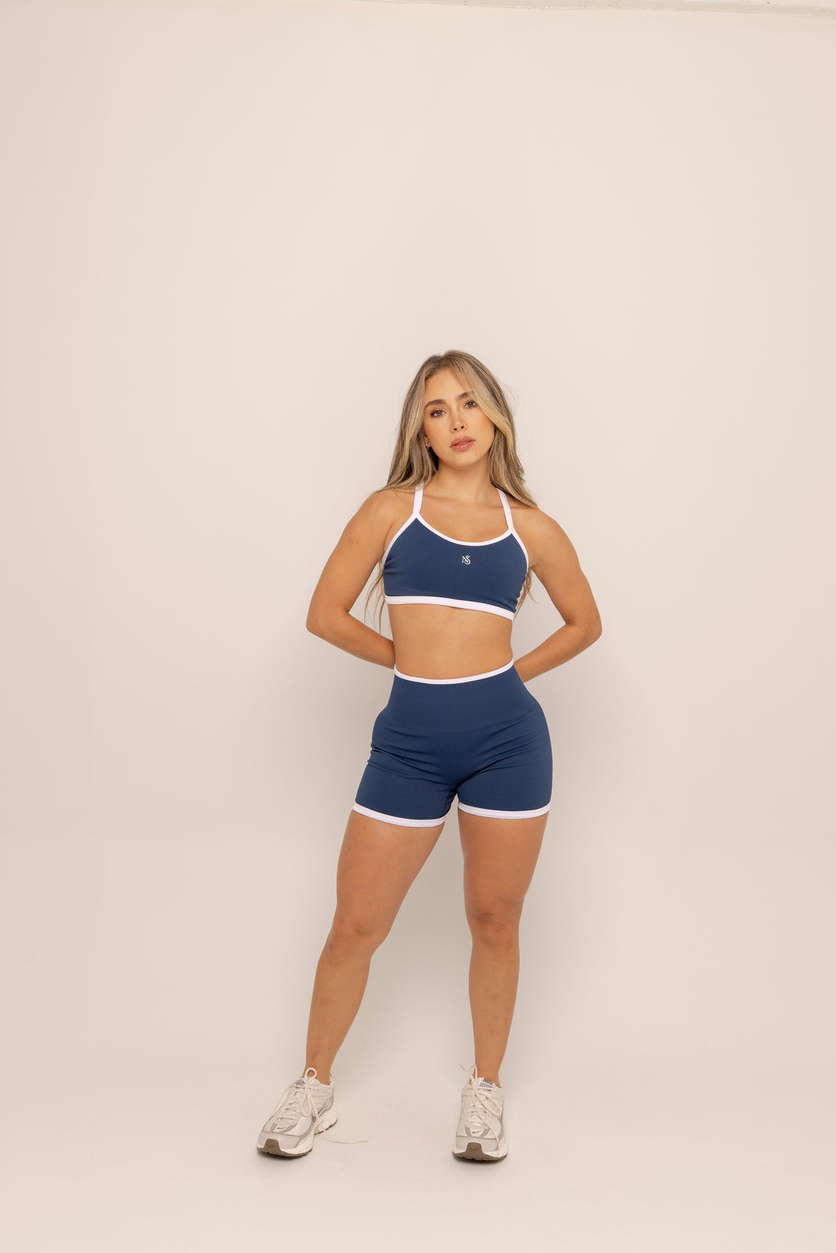 Set Amelie short