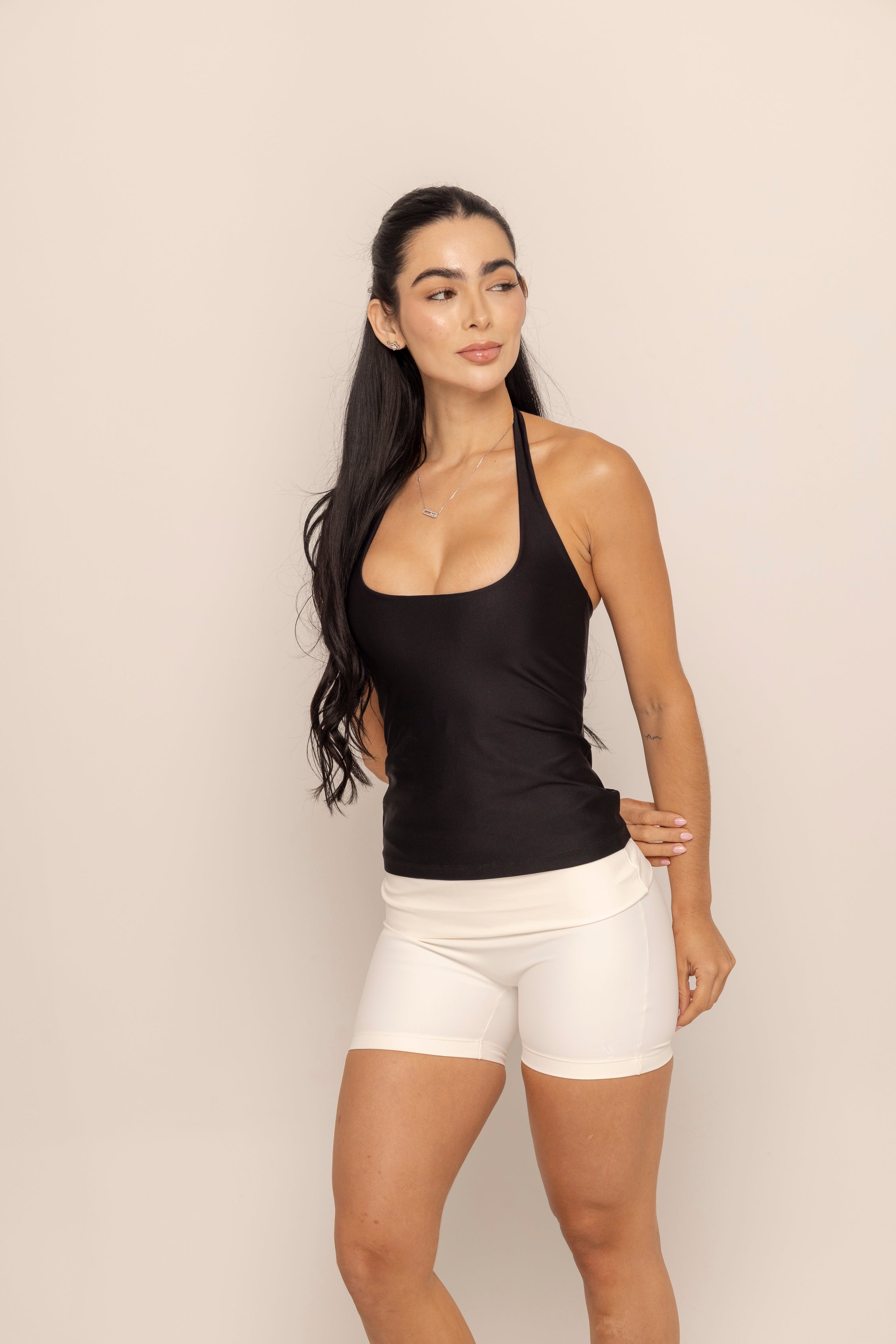 Básica halter Lou